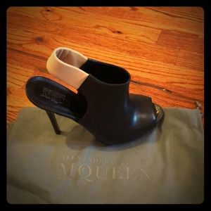 Alexander McQueen Pelle S. Cuoio heel